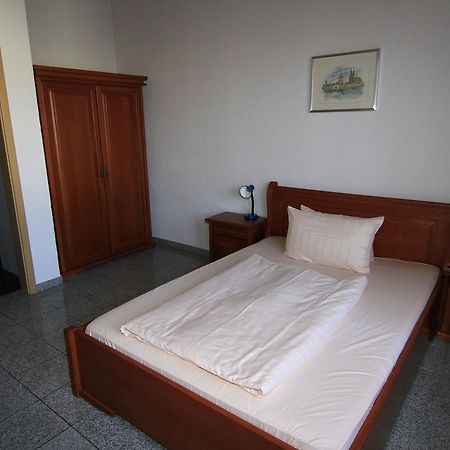 Hotel Avalon Ландштуль Екстер'єр фото